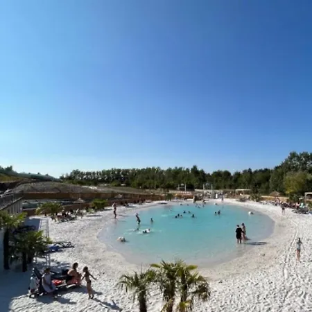 بيت للعطل Mobilhome 4 Etoiles - Piscine - Eehicg Aubigny (Vendee)